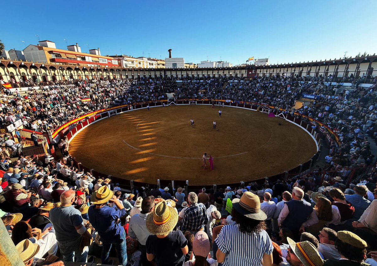 Tauroemoción Extremadura tweet media