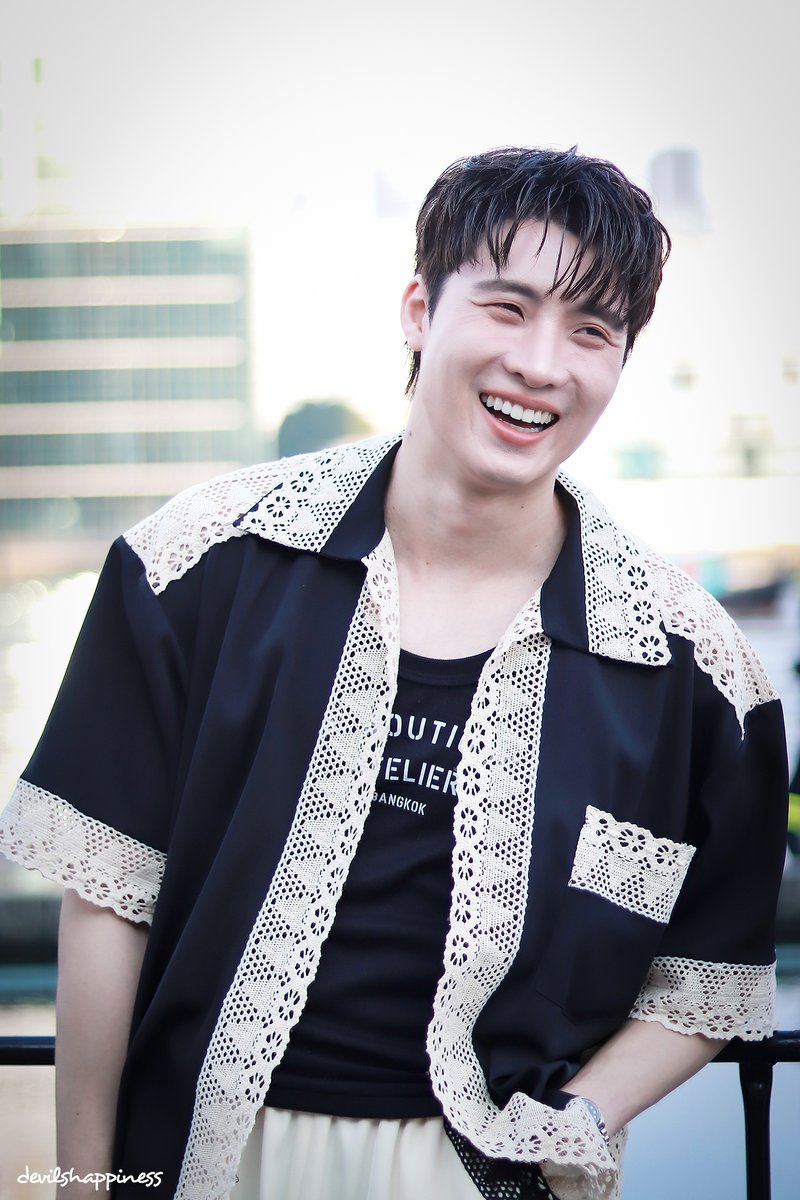 เจ้าน้องตลอดไป~
<a href="/m34nismind/">m34nismind</a> 

#MeanPhiravich 
#ELLEFashionFever 
#EFFatICONSIAM