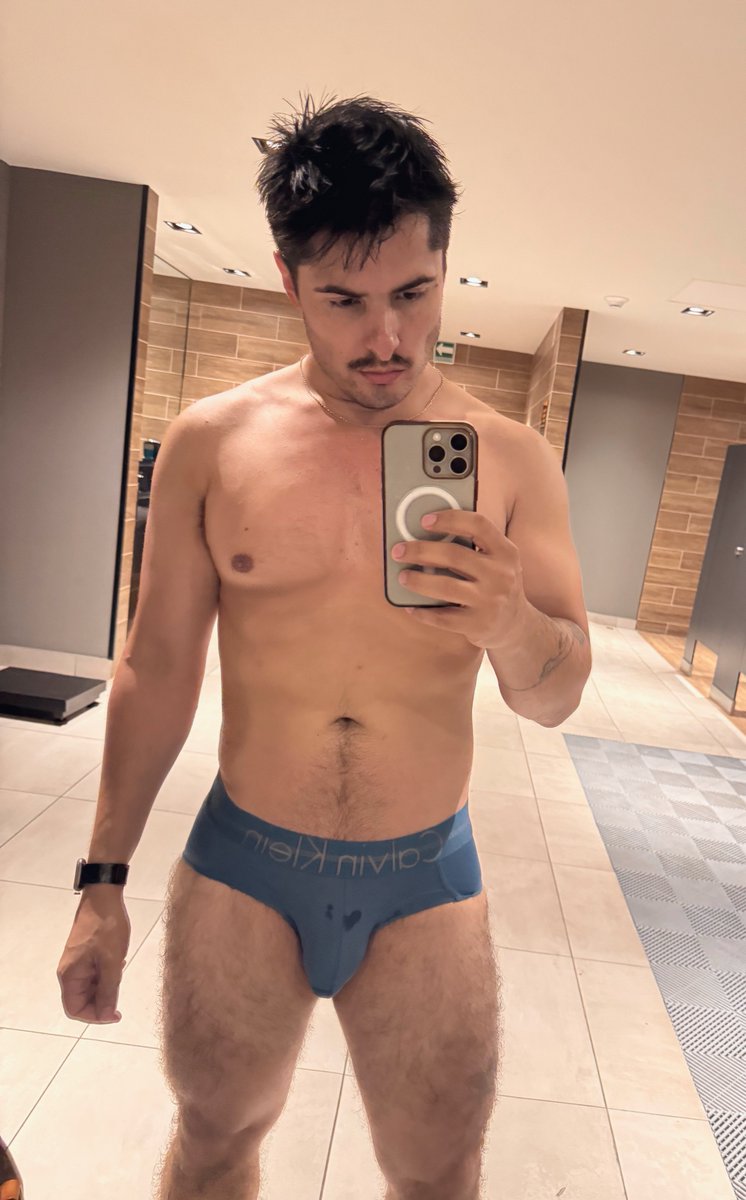 Armando Doroz tweet media