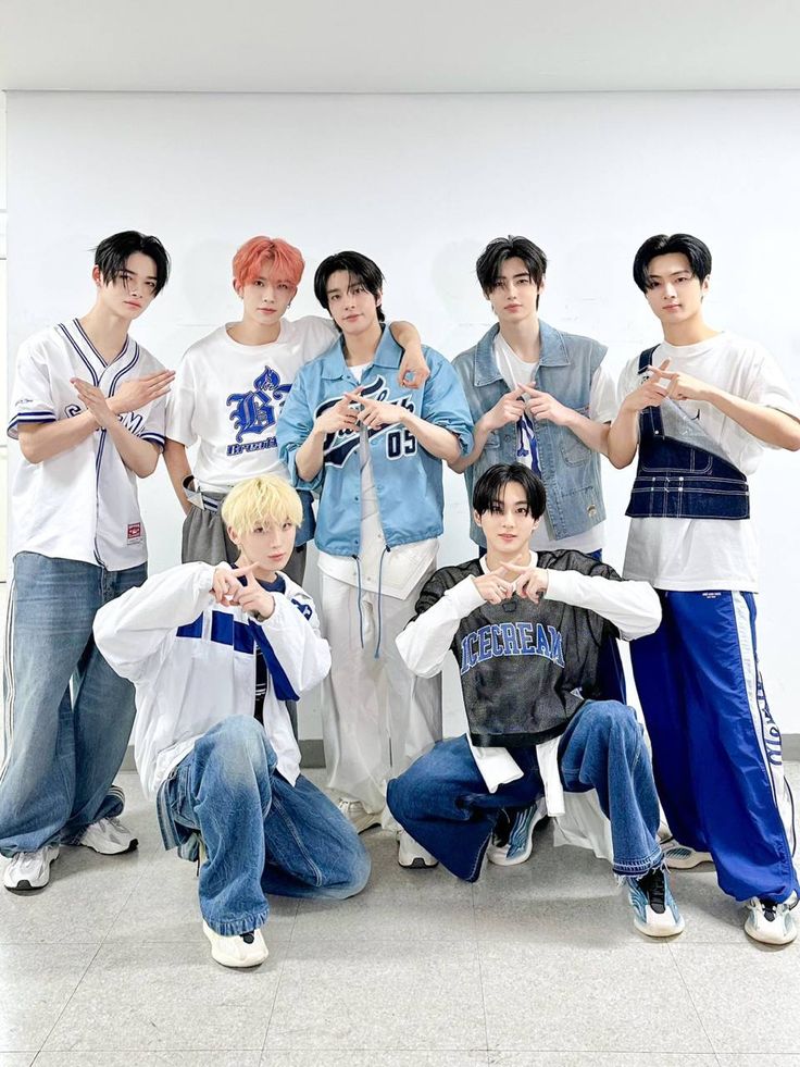 𖦹 ׂ 𓈒 hooniee 🦭 ˎˊ˗ ENHYPEN IS 7. tweet media