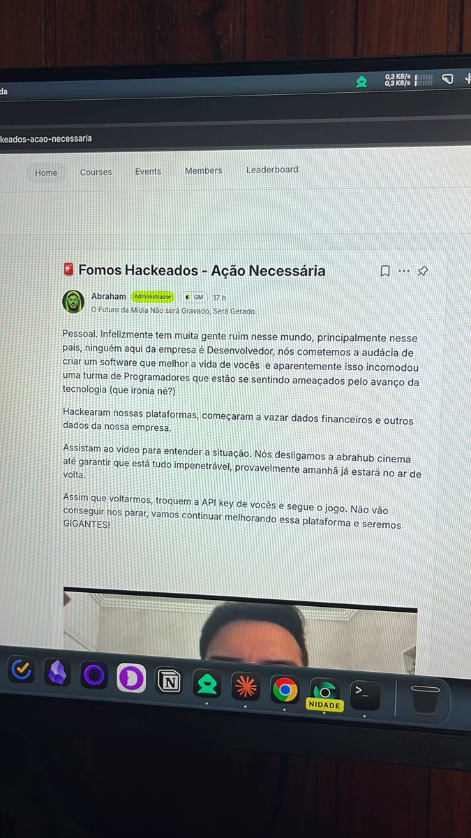 João de Senzi tweet media