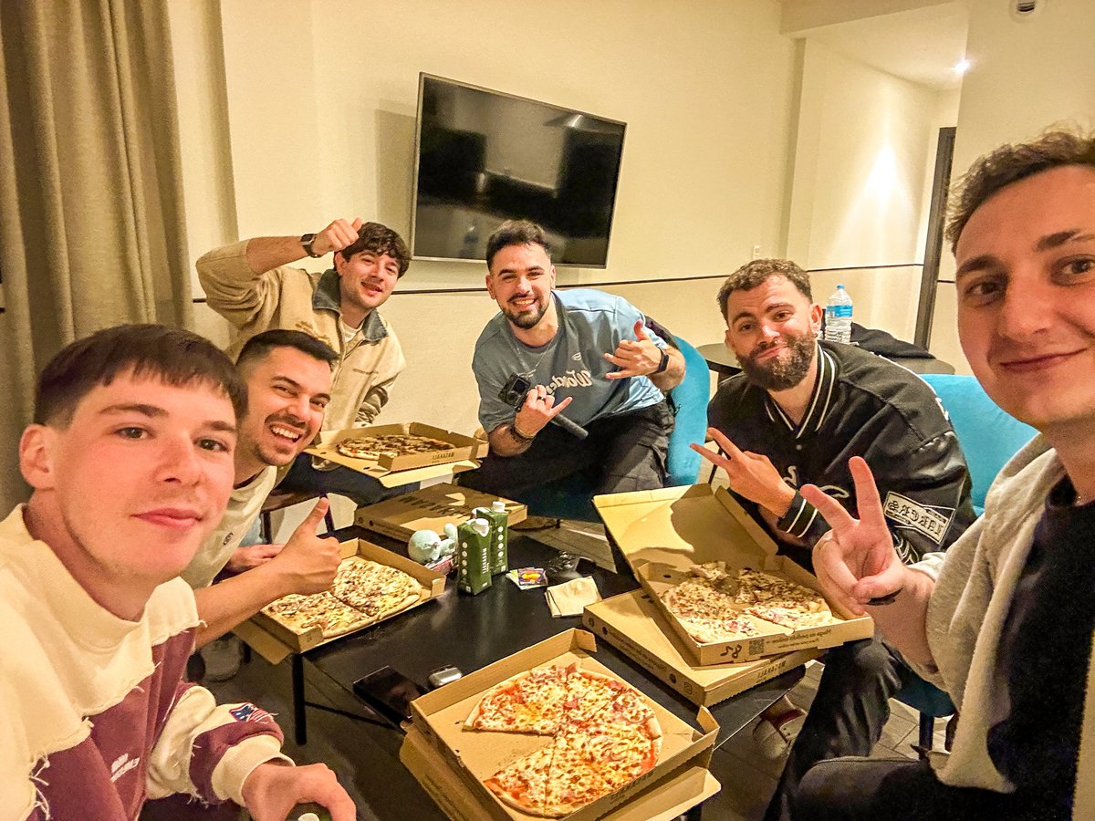 Oscar Brock tweet media