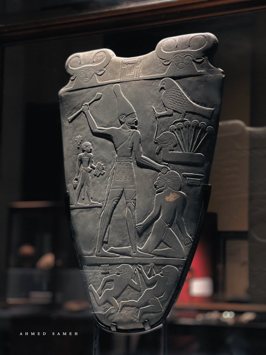 EgyptWithAhmed's tweet photo. Narmer Palette
- Schist
- Height 64 cm, Width 42 cm
- El-Kom El Ahmar "Hierakonpolis"
- Excavation by J. Quibell (1894)
- Dynasty 0, Reign of narmer
(3000 bc)
- Egyptian Musume
📸 me
#Egyptology https://t.co/x4AXgceVzF