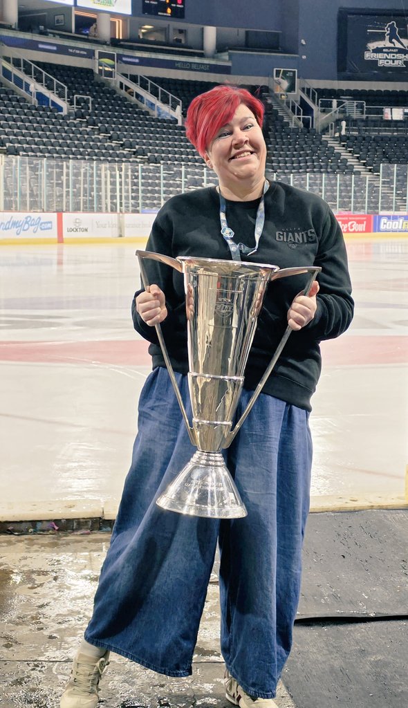 𝗔𝗻𝗱𝗿𝗲𝗮 tweet media