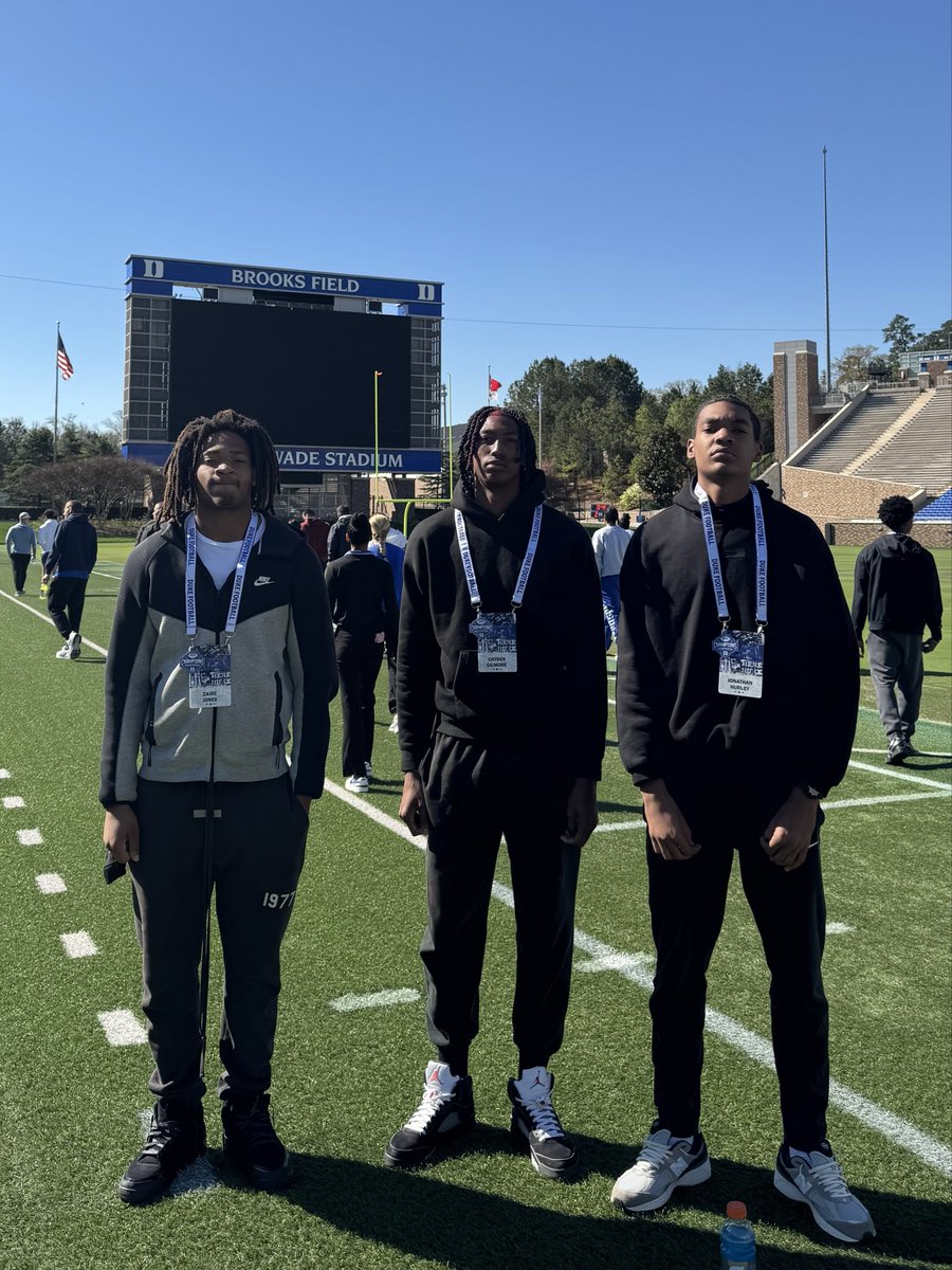 RecruitJCFball's tweet photo. More Hounds on the road! 3 at Duke today! #Houndsmakingmoves @Coach_JMonty @GreyhoundFball @Hounds_Strength https://t.co/uPoMDrbKDk