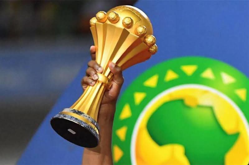 𝑯𝒐𝒖𝒅𝒂 tweet media