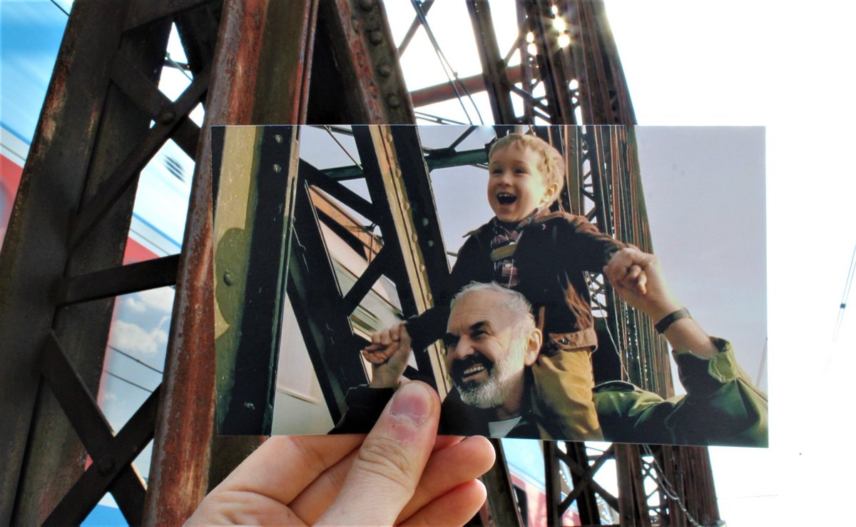 Filmové políčko tweet media