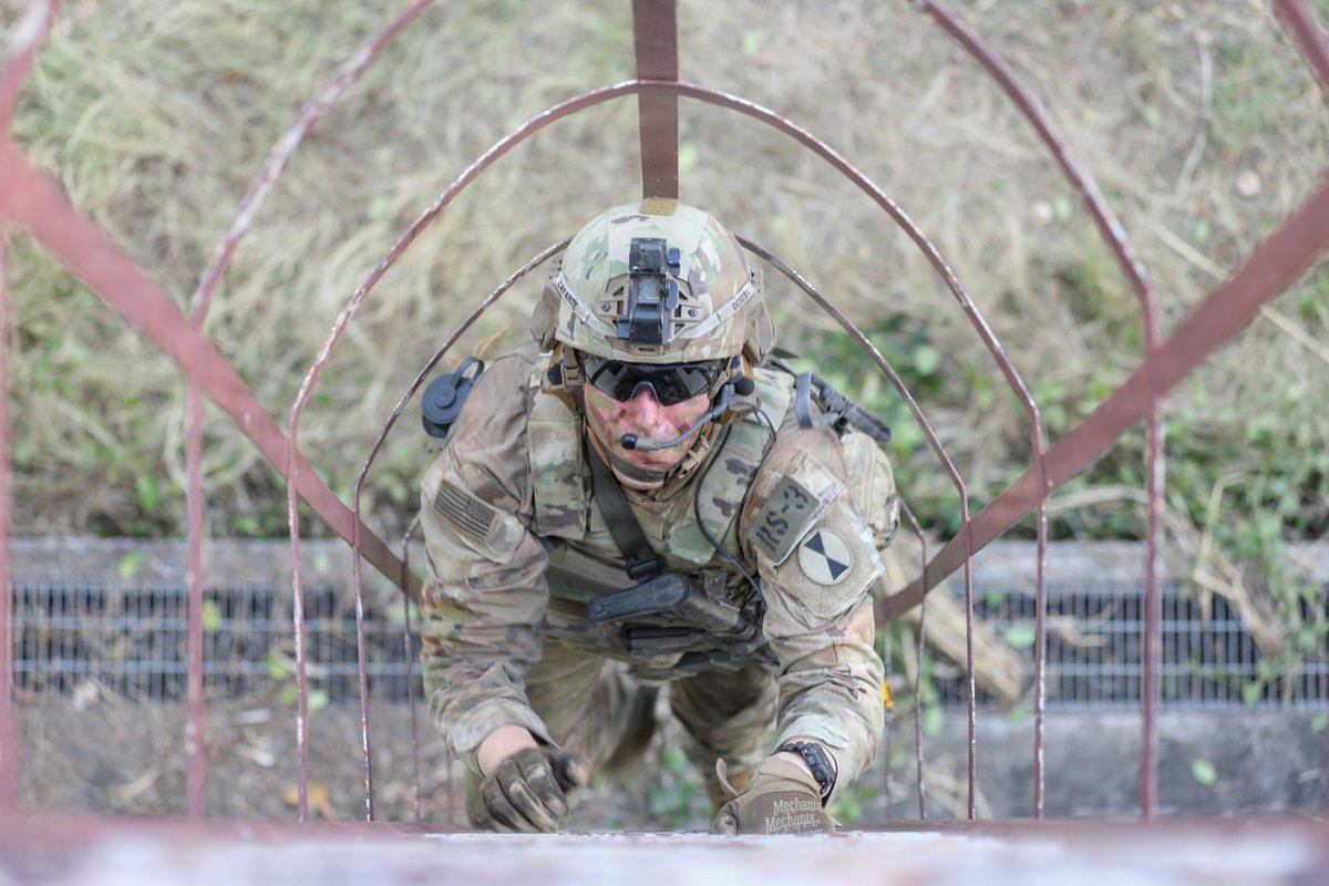 USARPAC's tweet image. United in the mission 🇹🇭 🇺🇸

5-20 IN, 1-2 SBCT, 7th ID trained with Royal Thai Army in #HanumanGuardian26, strengthening U.S.-Thai partnership and readiness in complex urban operations.

#USARPAC #JointExercise #IndoPacificSecurity #UrbanWarfare