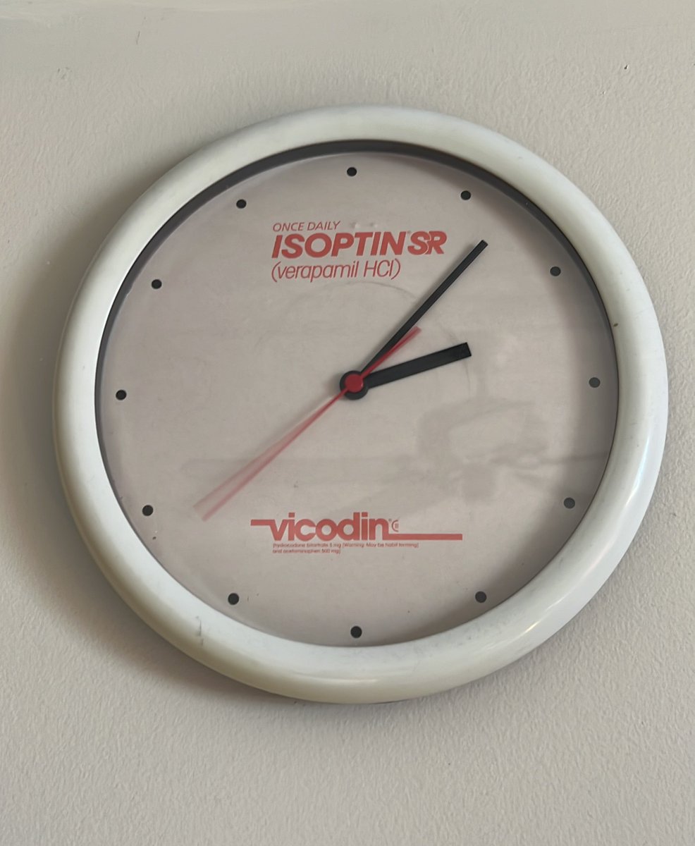 gavine 𒉭🦦🦪 tweet media