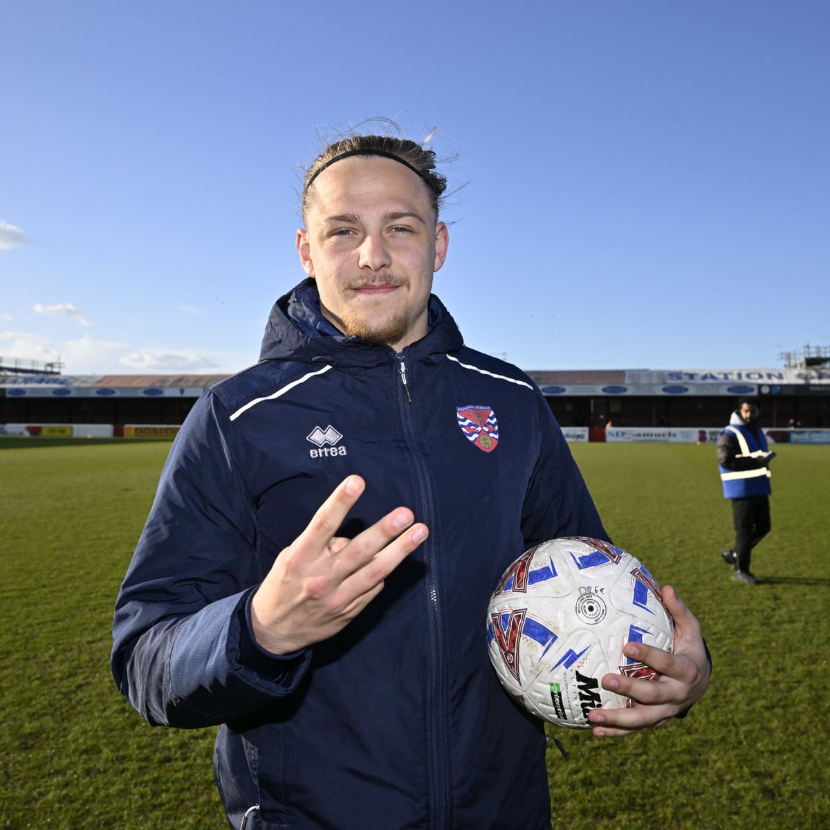 Dagenham & Redbridge tweet media