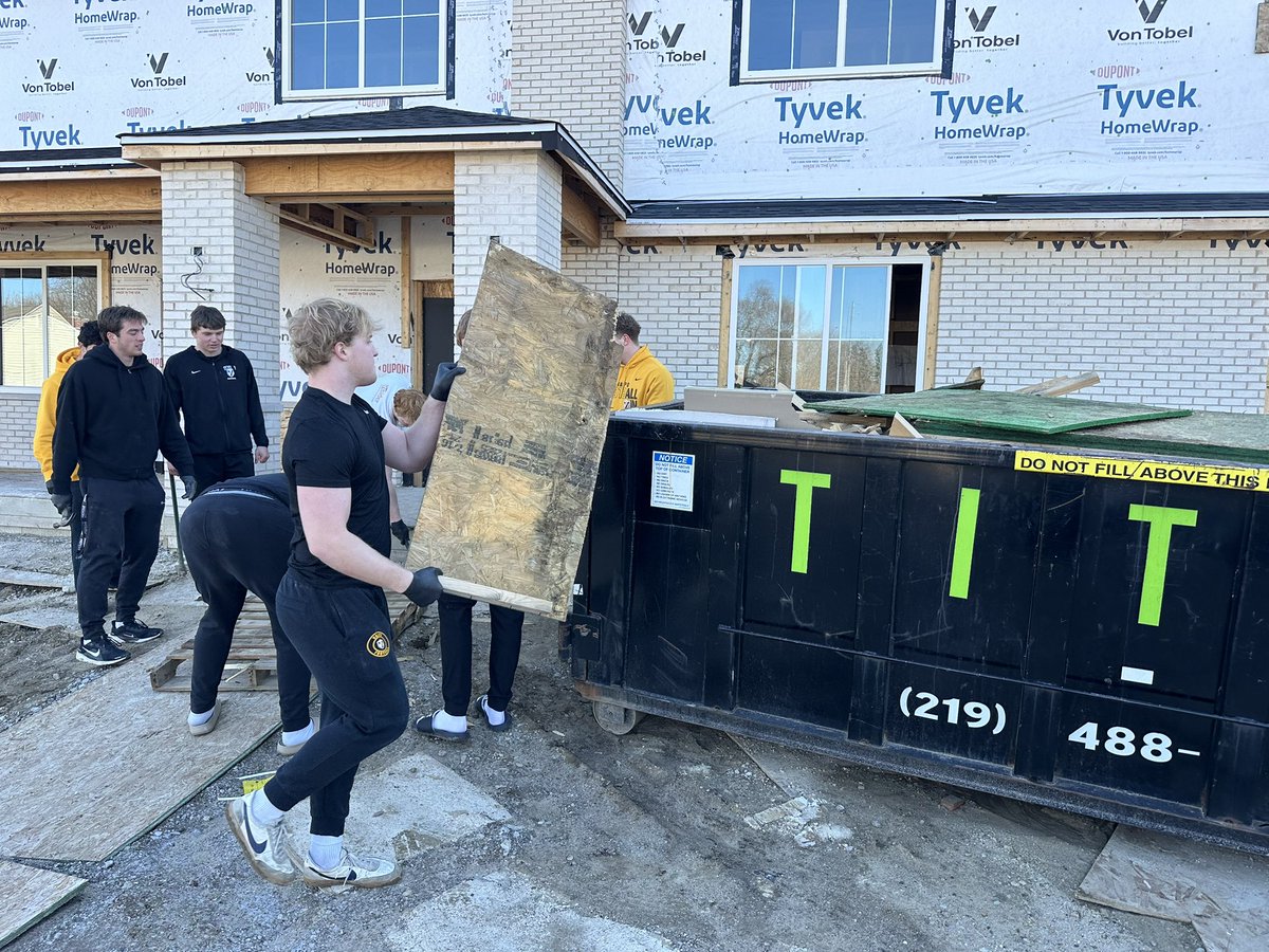 Valpo Football tweet media