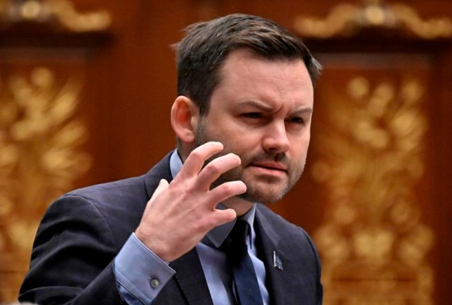 Luc Côté tweet media