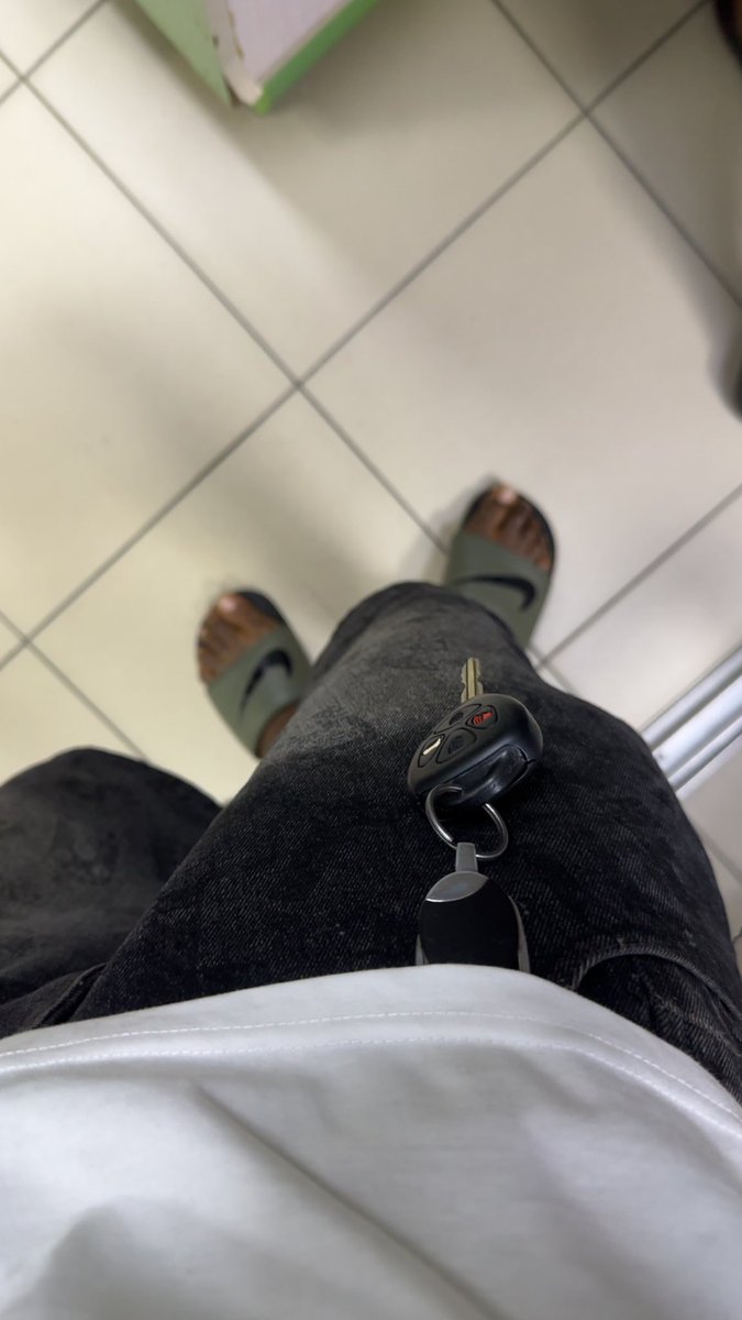 BIGGEST WIZ 💼🧃 tweet media