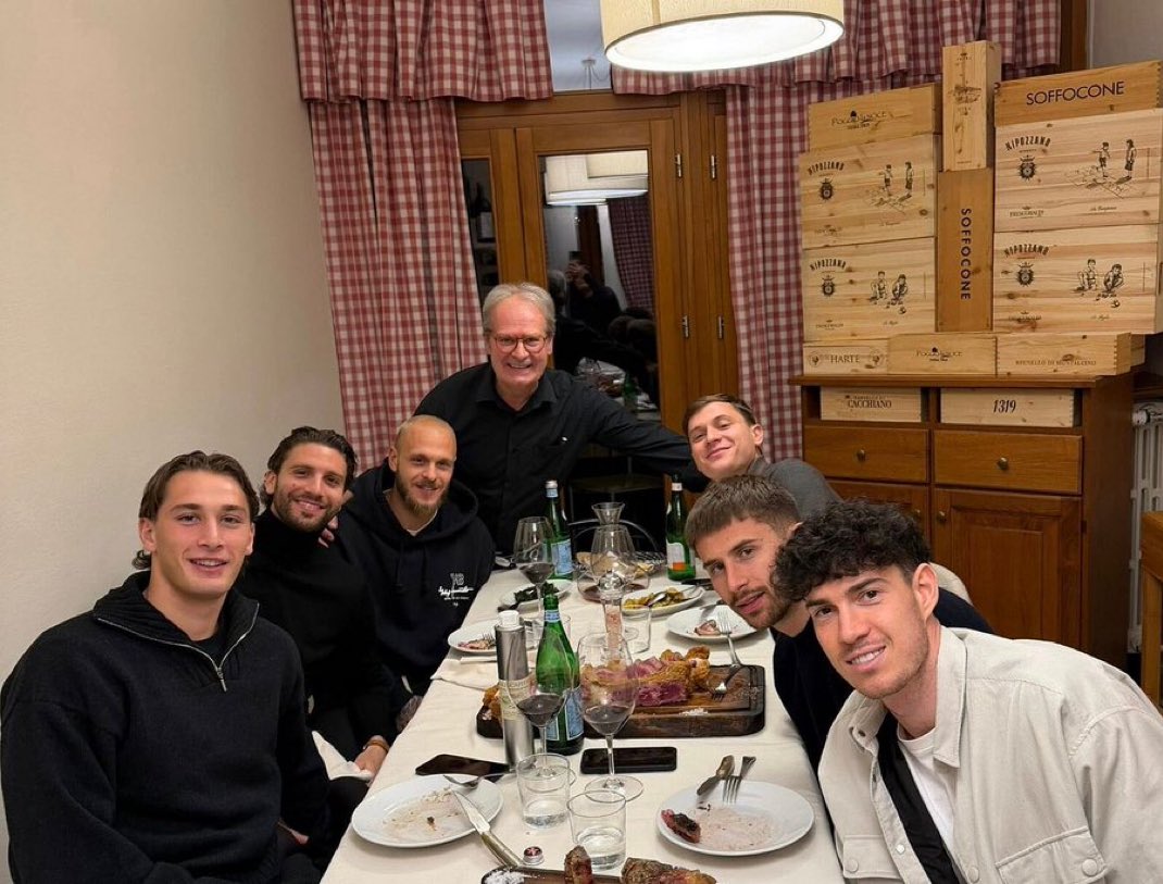 Jacomesimo, Yildiz-dipendente 🤍🖤🦓 tweet media