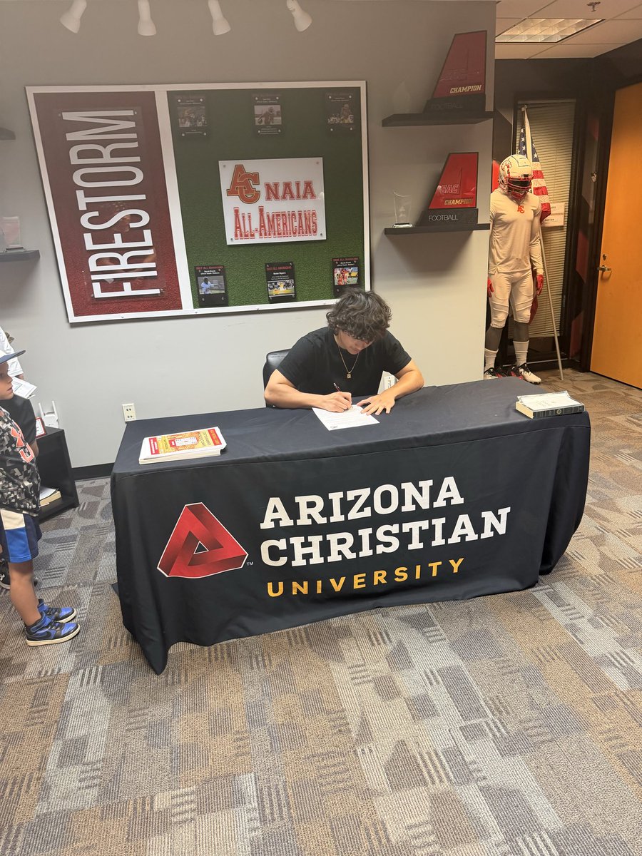 Cougars Football tweet media