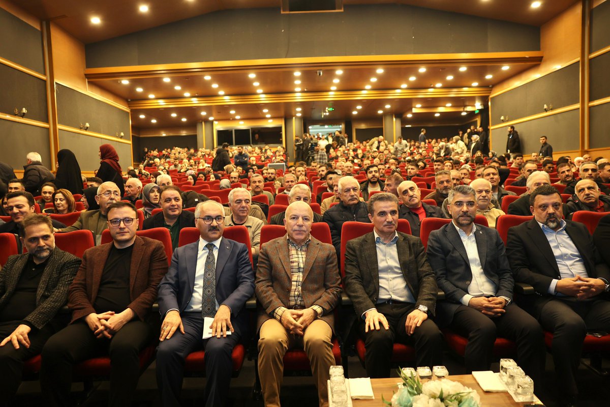 avibrahimK's tweet photo. “Savaşların Türkiye’nin İç ve Dış Siyasetine Etkileri” başlıklı programa katılım sağladık.

Böylesine kıymetli bir organizasyona ev sahipliği yapan Erzurum Büyükşehir Belediye Başkanımız Sayın Mehmet Sekmen’e; programın moderatörlüğünü üstlenen Sayın Tarkan Zengin’e ve değerli bilgi ile değerlendirmeleriyle programa katkı sunan Gazeteci-Yazarlar Sayın Zafer Şahin, Sayın Melik Yiğitel ve Sayın Mehmet Acet’e teşekkür ediyorum.

Alanında yetkin isimlerin katılımıyla gerçekleştirilen bu anlamlı programın, ülkemiz ve milletimiz adına hayırlara vesile olmasını temenni ediyorum.