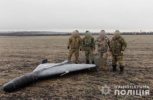 DantonQ22's tweet image. NOS #SOLDATS DÉPLOYÉS AVEC NOS #ALLIÉS #KURDES DANS LE NORD-EST DE L'#IRAK⁉️
En effet,#POTUS,en annulant les sanctions votées avec les alliés des #USA sur les exportations de pétrole Russe,a trahi les valeurs qui nous unissaient,avec la forte probabilité que ce drone tueur en fut