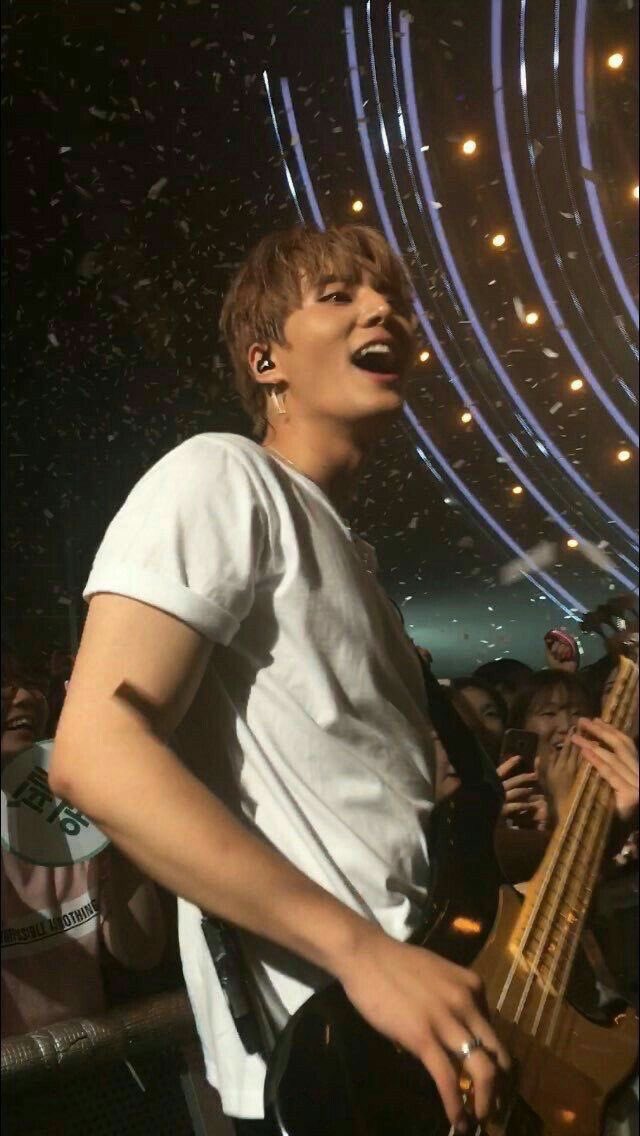 밴드가 세상을 지배한다 tweet media