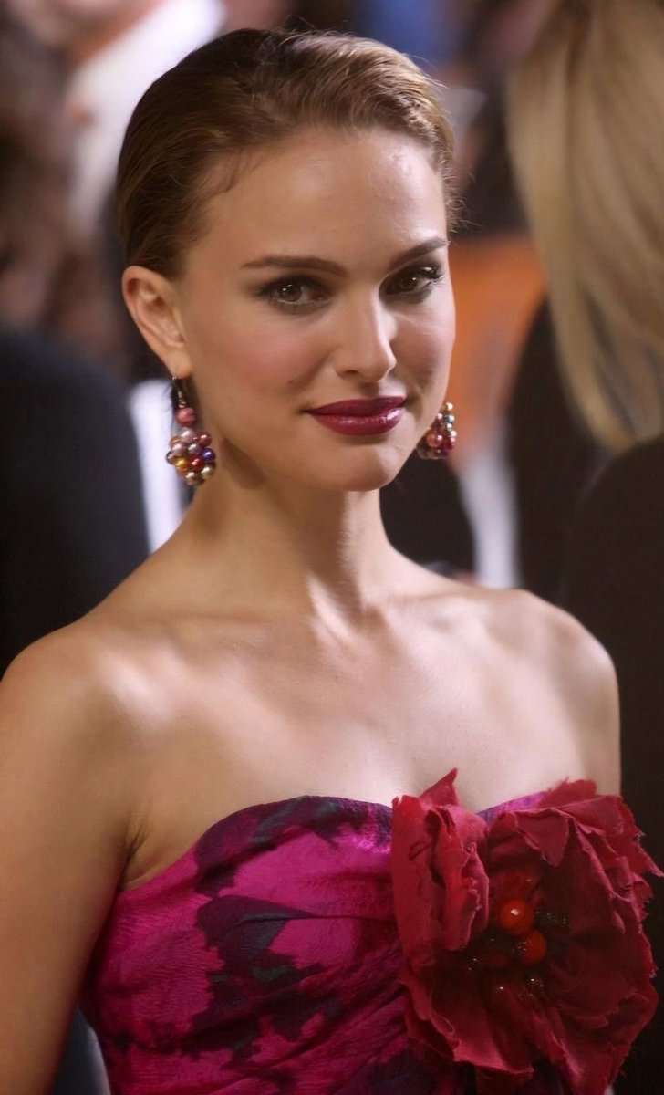 daily natalie portman (@comfortportman) on Twitter photo 