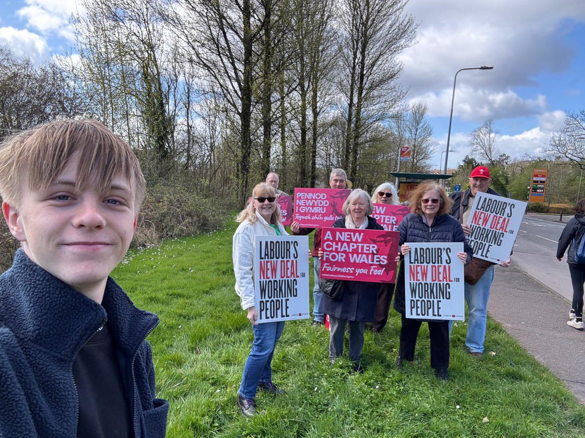 JackieJonesWal1's tweet image. Canvassing in #thornhill #cardiff today. Having really interesting discussions with residents about their priorities and how they are the same as @WelshLabour