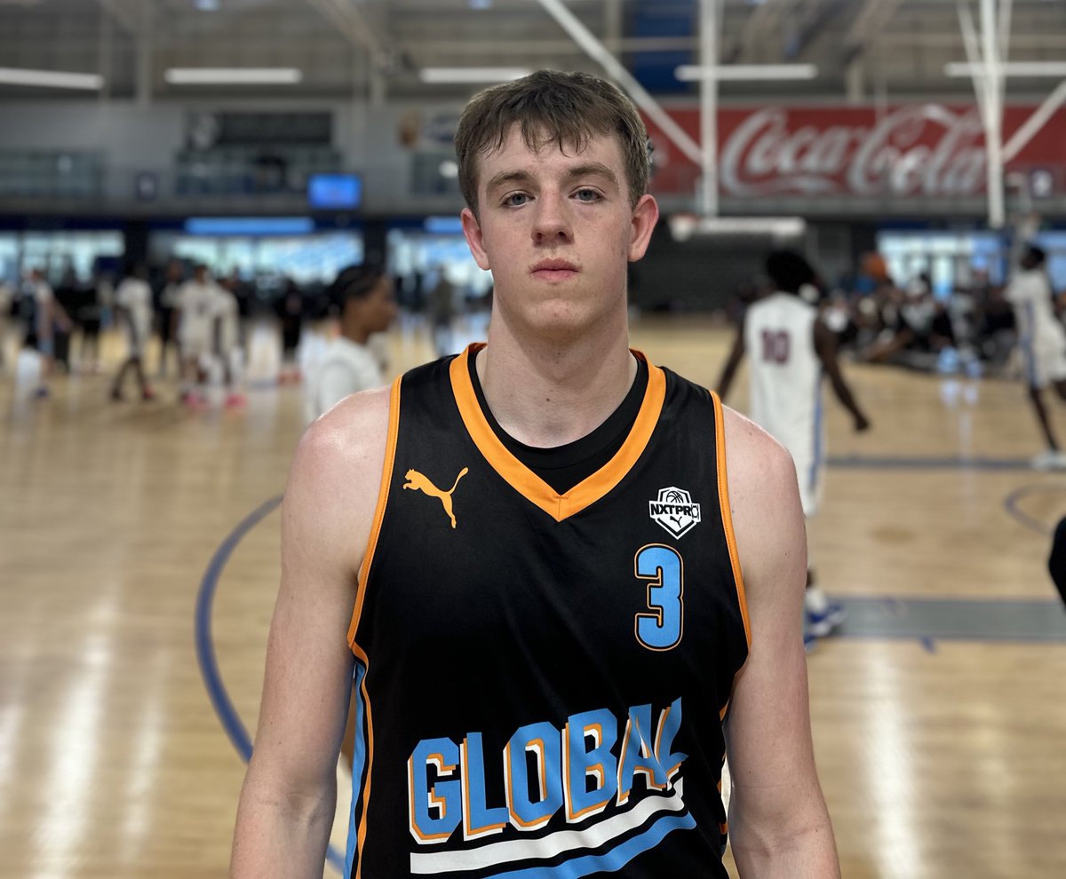 Team Global Elite was dominant in their 74–37 win over 2027 OFW Galaxy (HSA). A familiar name from last year’s HoopSeen circuit, Grant Smith had 17 points and 6 rebounds. Smith’s motor is 1-of-1, and his versatility will bring him a lot of college attention this spring/summer.