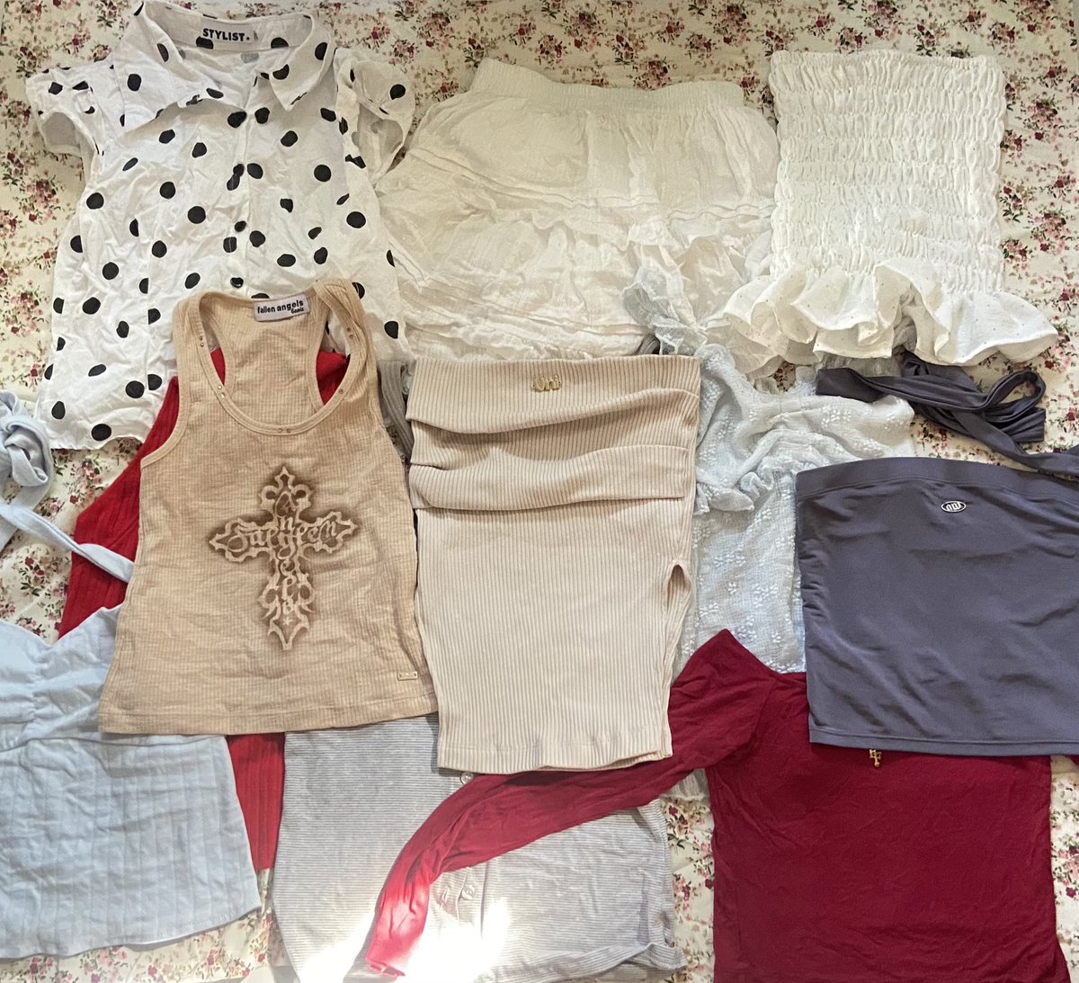 puddindesu's tweet photo. ขายเ�� ส่งต่อเสื้อผ้าค่าา bershka duex unigam fallenangel feelfree  <3 (มีมากกว่าในรูป)

📮ค่าส่ง 50 📌 ปัก+รี ลด 20 บ.

#ส่งต่อเสื้อผ้า #duex_studio #โล๊ะตู้เสื้อผ้า #ส่งต่อ #ส่งต่อเสื้อผ้ามือสอง #ส่งต่อเสื้อผ้ามือสองสภาพดี #เสื้อผ้ามือ2 #โล๊ะตู้ #ส่งต่อเสื้อผ้ามือ2 https://t.co/iXsxEGA5V0