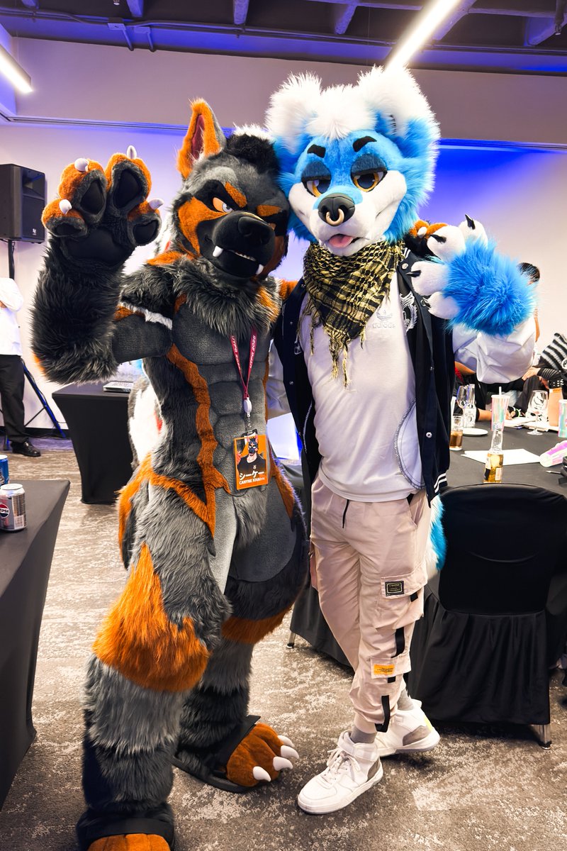 AK-9๐จ๐WarningYiff tweet media