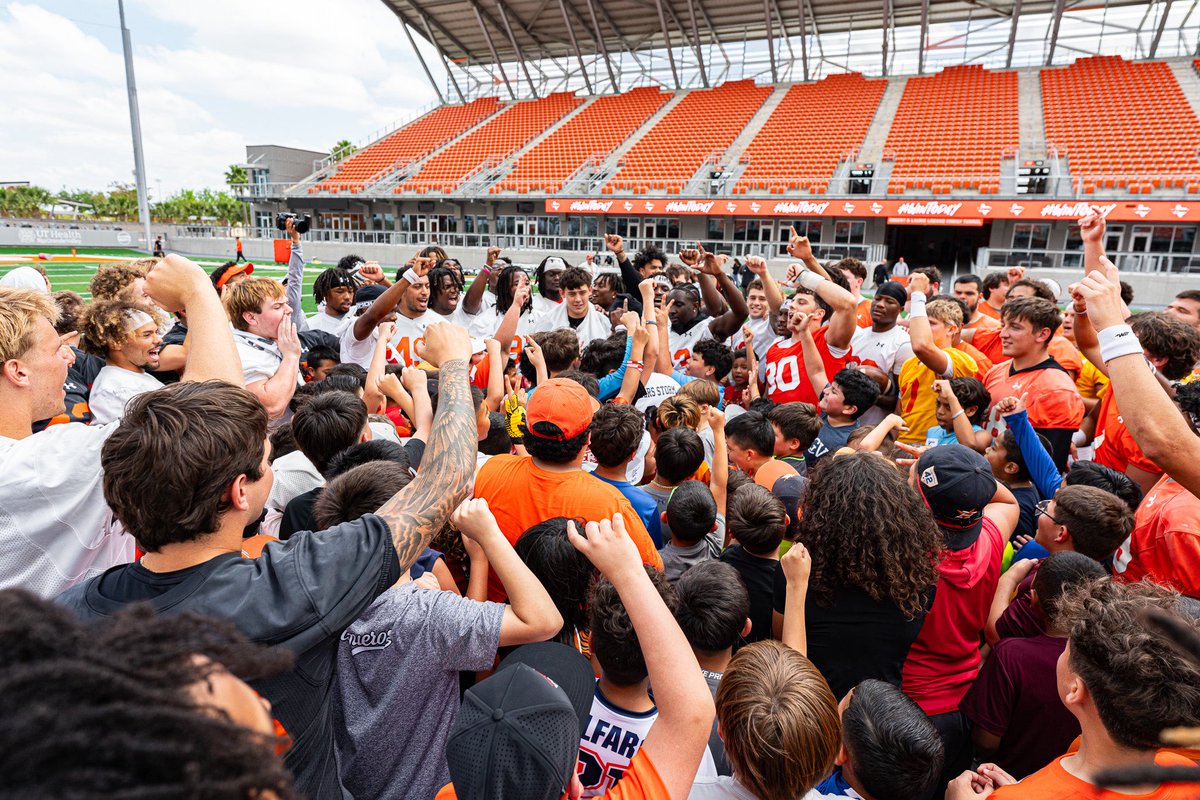 UTRGV Football tweet media