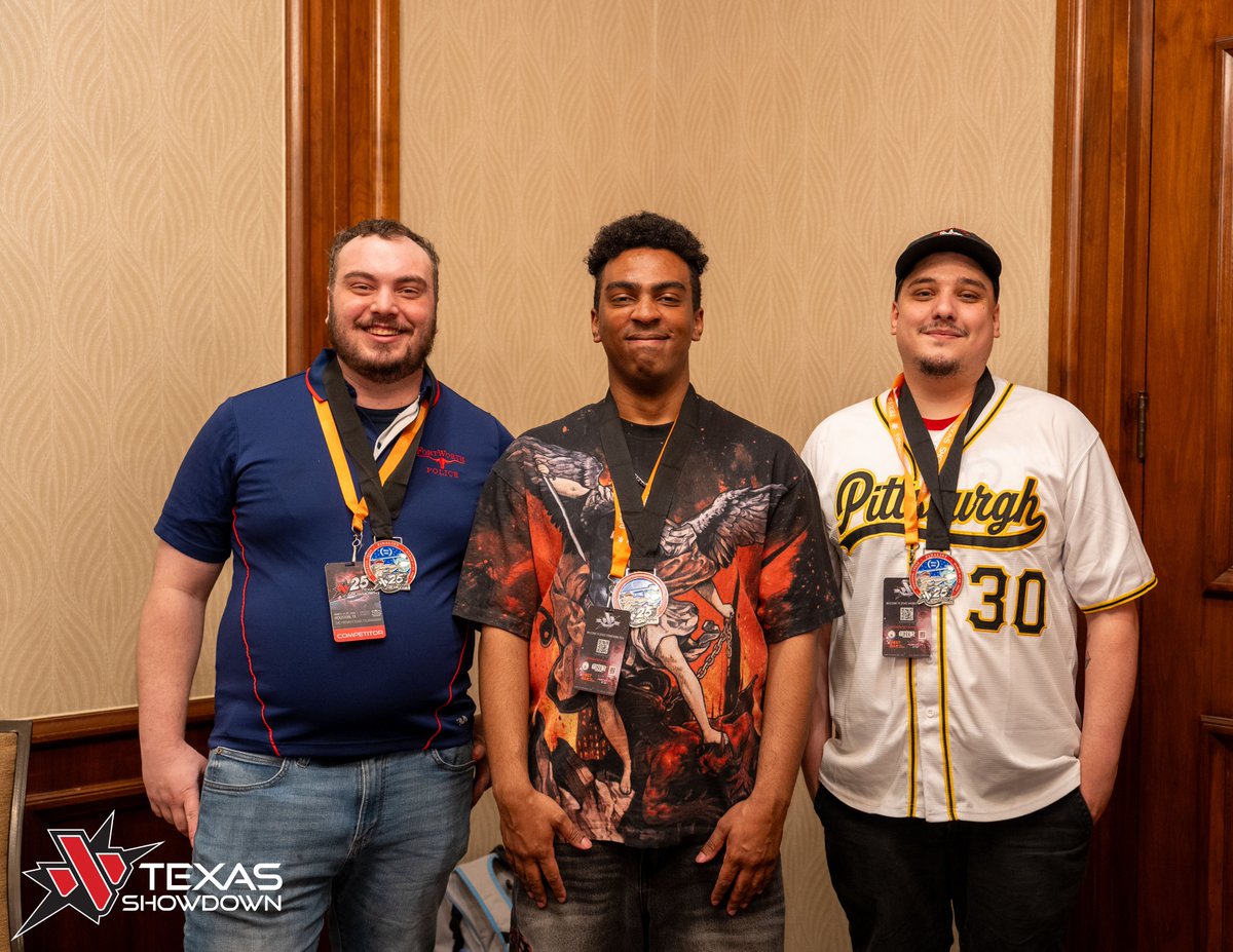 TEXAS SHOWDOWN tweet media
