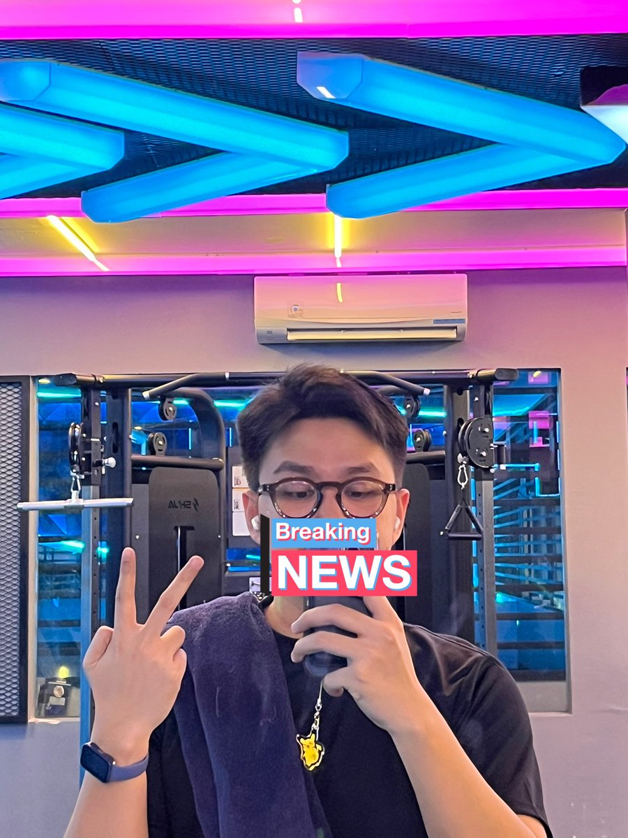 Sand_boiz's tweet photo. yg lain dugem saya gym aja
#sadnight :( https://t.co/Nrd4P0GHmz