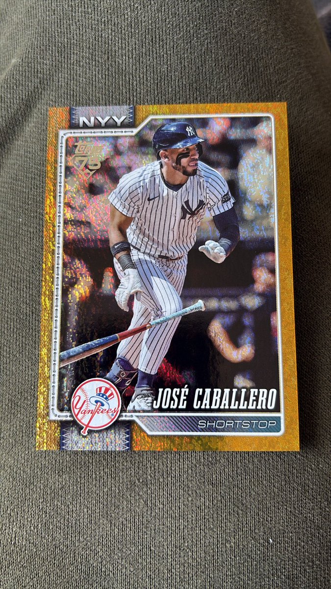 CardBoard tweet media