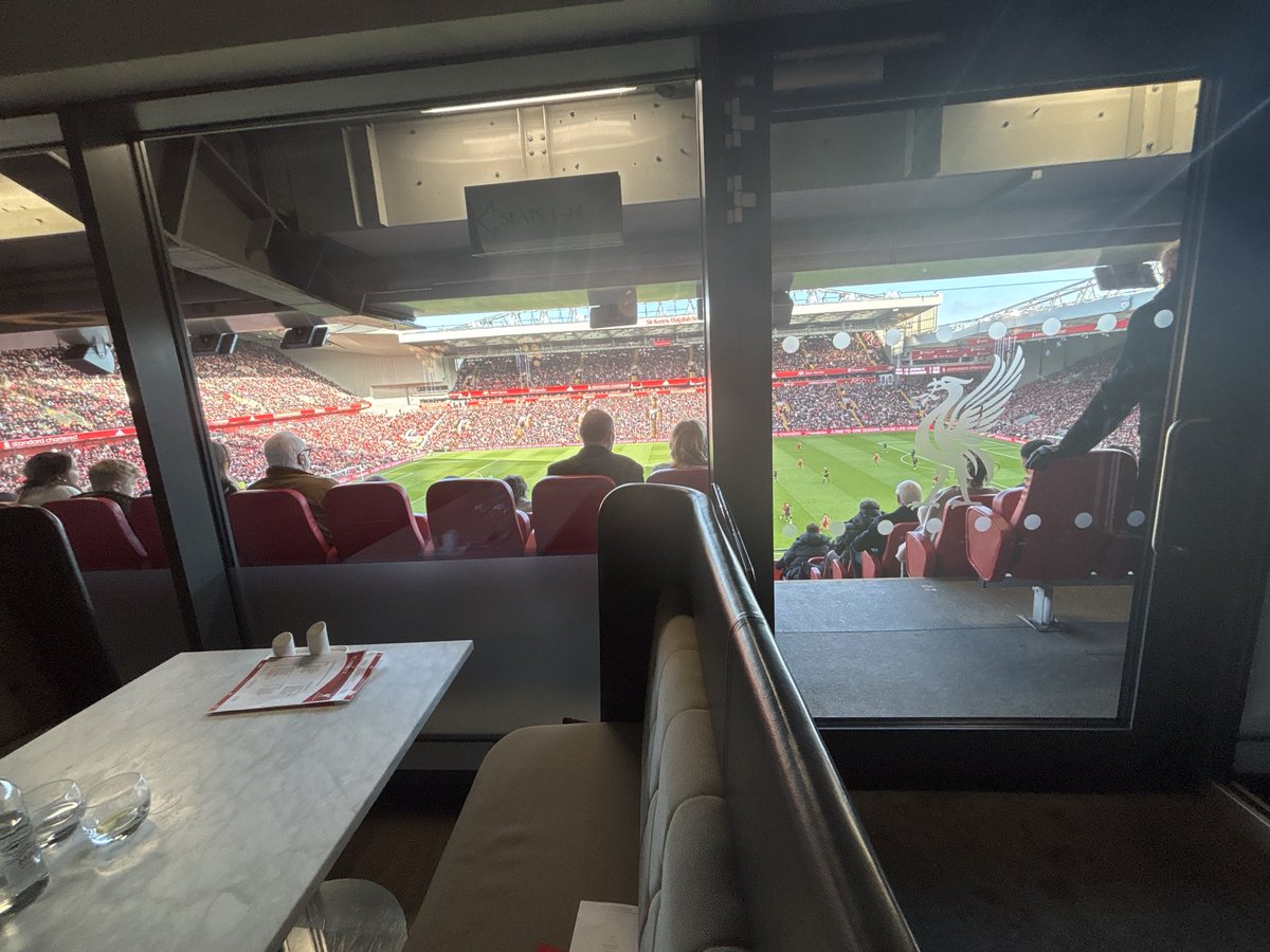 harry (beard) hastings tweet media