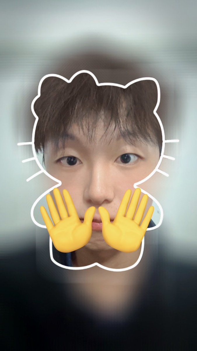 BoxLiiii's tweet photo. 放一个自介在这里 https://t.co/qfKSPFDarQ