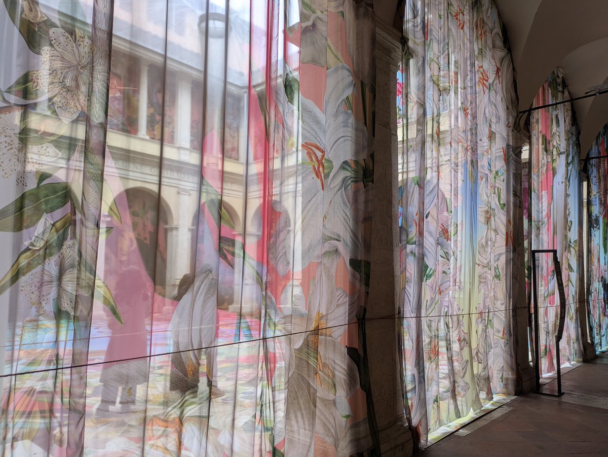 Pili_stage's tweet image. Chiostro di Bramante. 

FLOWERS 

ROMA 

#Flores #Loveit #ChiostrodiBramante #romajuventus