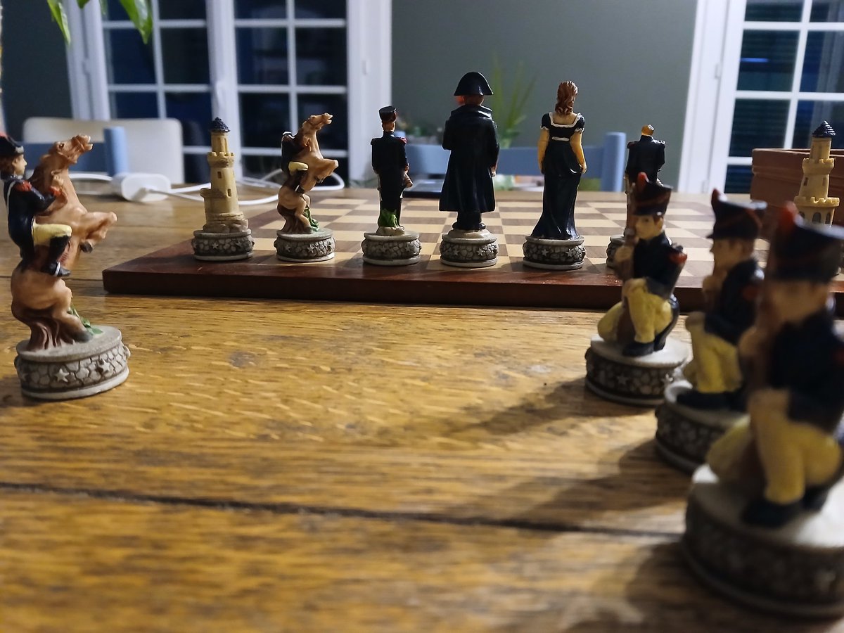 diagonalKris tweet media