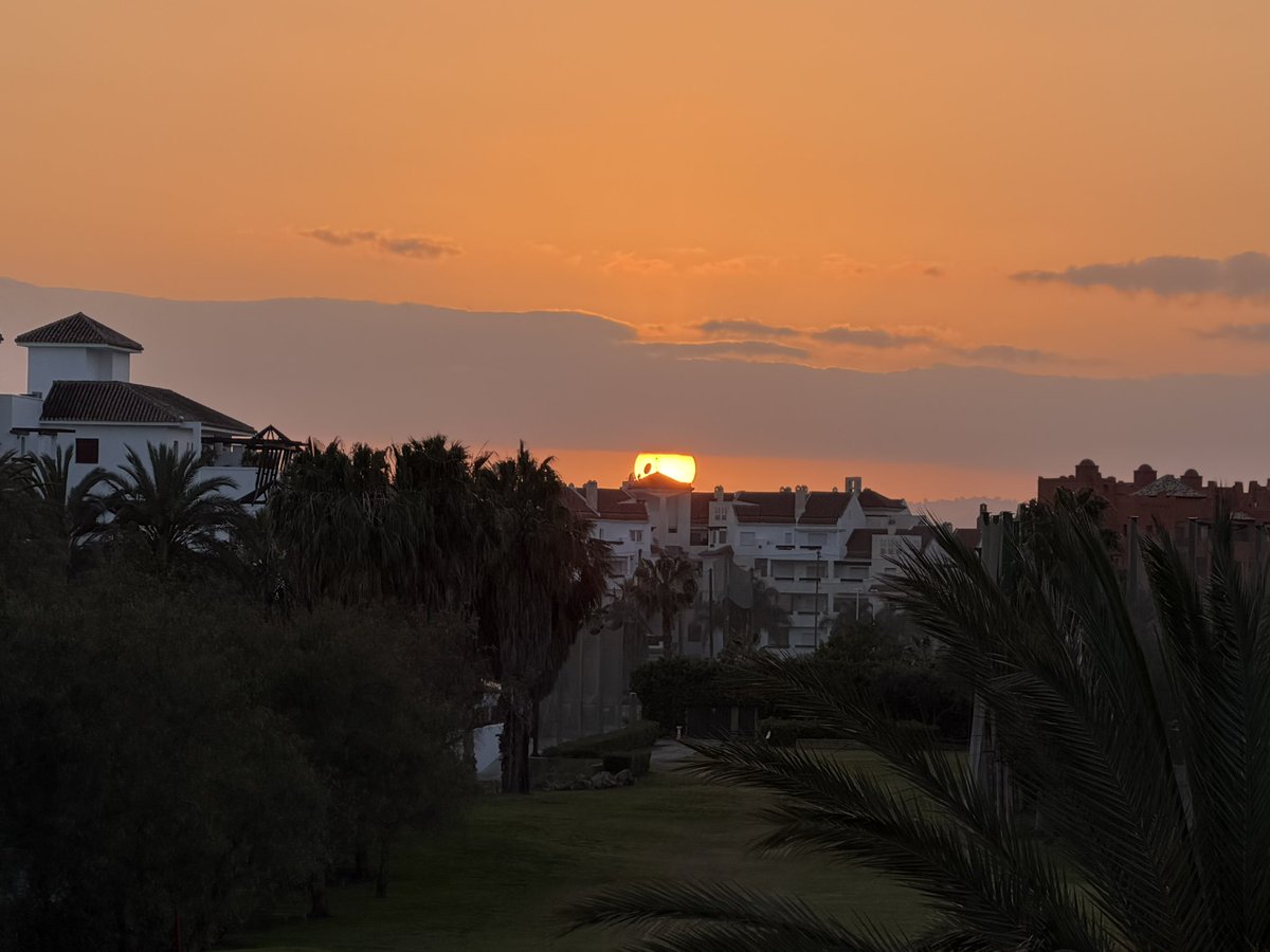 kasparsskincs's tweet photo. Padzīvos Spānijā kādu laiku 👌🏻🇪🇸 https://t.co/39yfjDMS7M