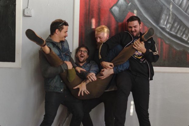 vy Ⴟ is seeing circa survive tweet media