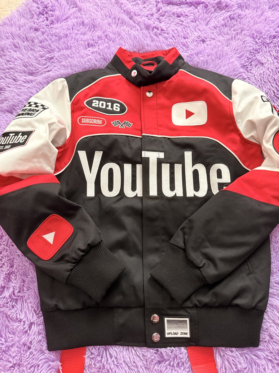 Jazzy🌺🎮 tweet media