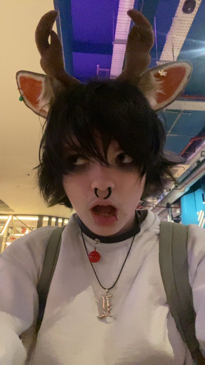 dontcrycroft tweet media