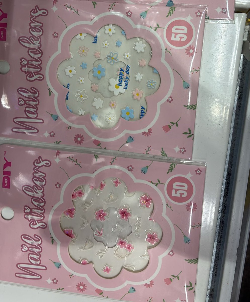 dis perisi🧚🏻‍♀️✧˚.🎀༘⋆ tweet media