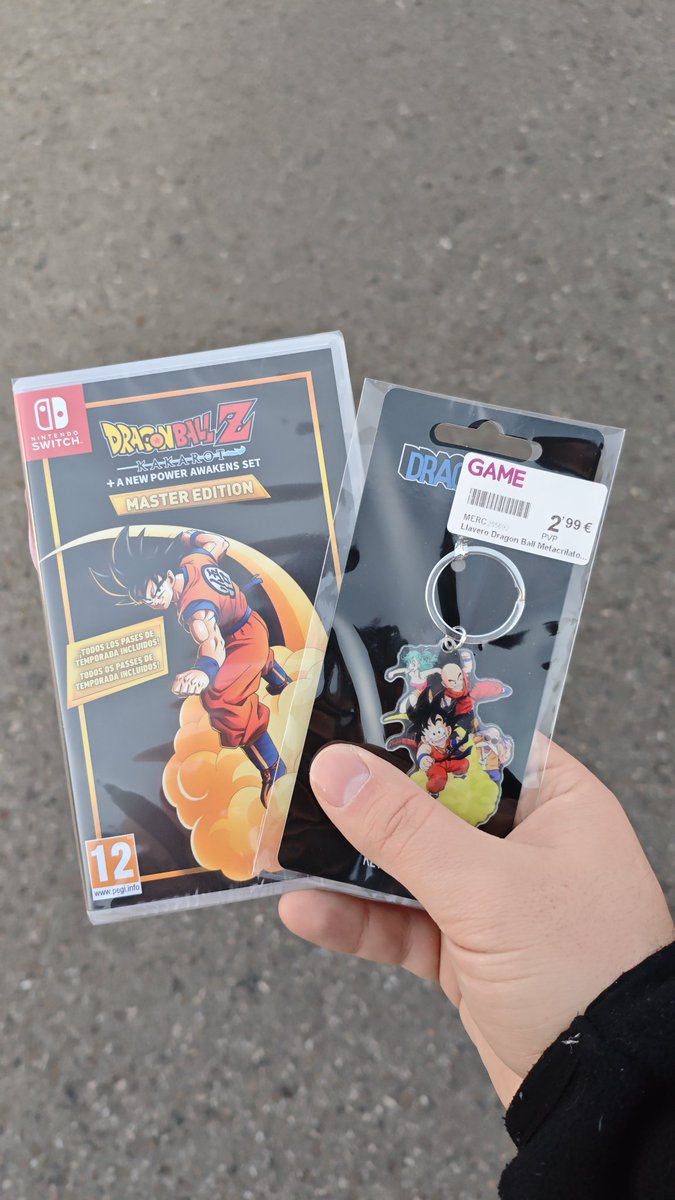 NamekRetro13930's tweet photo. Luz, fuego, ofertón @VideojuegosGAME https://t.co/HSOUYGQYlG