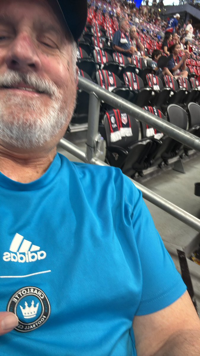 Bonafidecomment's tweet image. Go USA and Captain Tim Ream!!