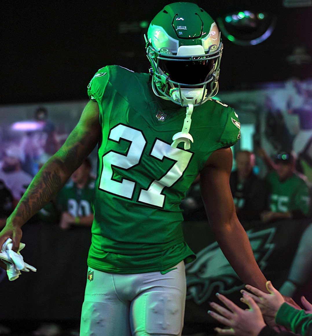 Quay L.Jones🦅 #FlyEaglesFly SBLIX CHAMPIONS!! tweet media