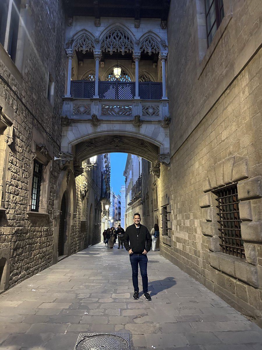 adail_07's tweet photo. Barcelona España 🇪🇸 https://t.co/RWs152rZTa