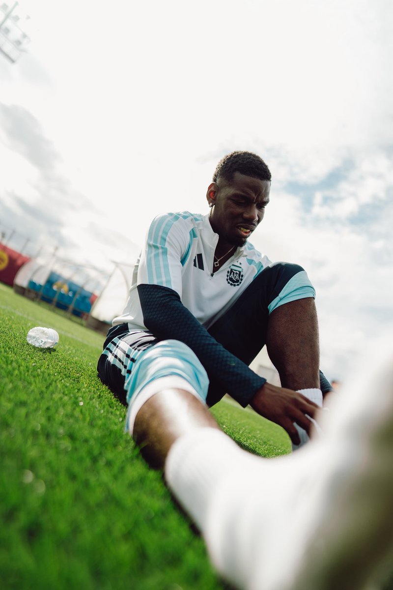 AlbicelesteTalk's tweet photo. Paul Pogba 👀📸 https://t.co/5uxJaagetN