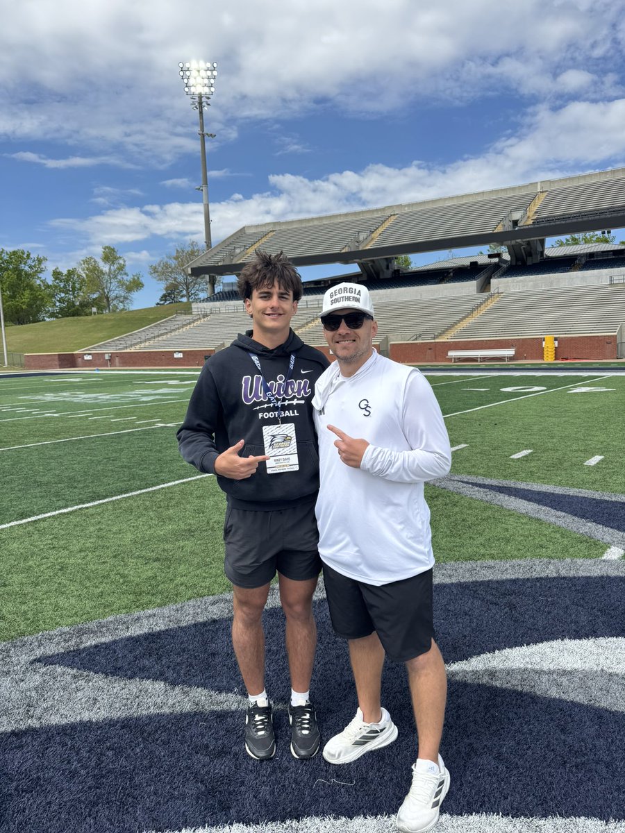 Mikey Davis tweet media