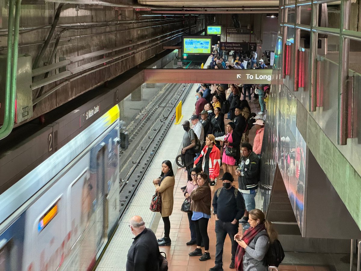 Nationalize Nic tweet media