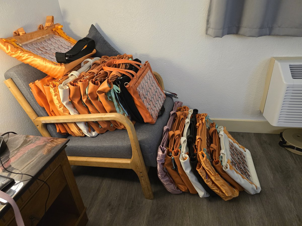 𝕮𝕵 tweet media