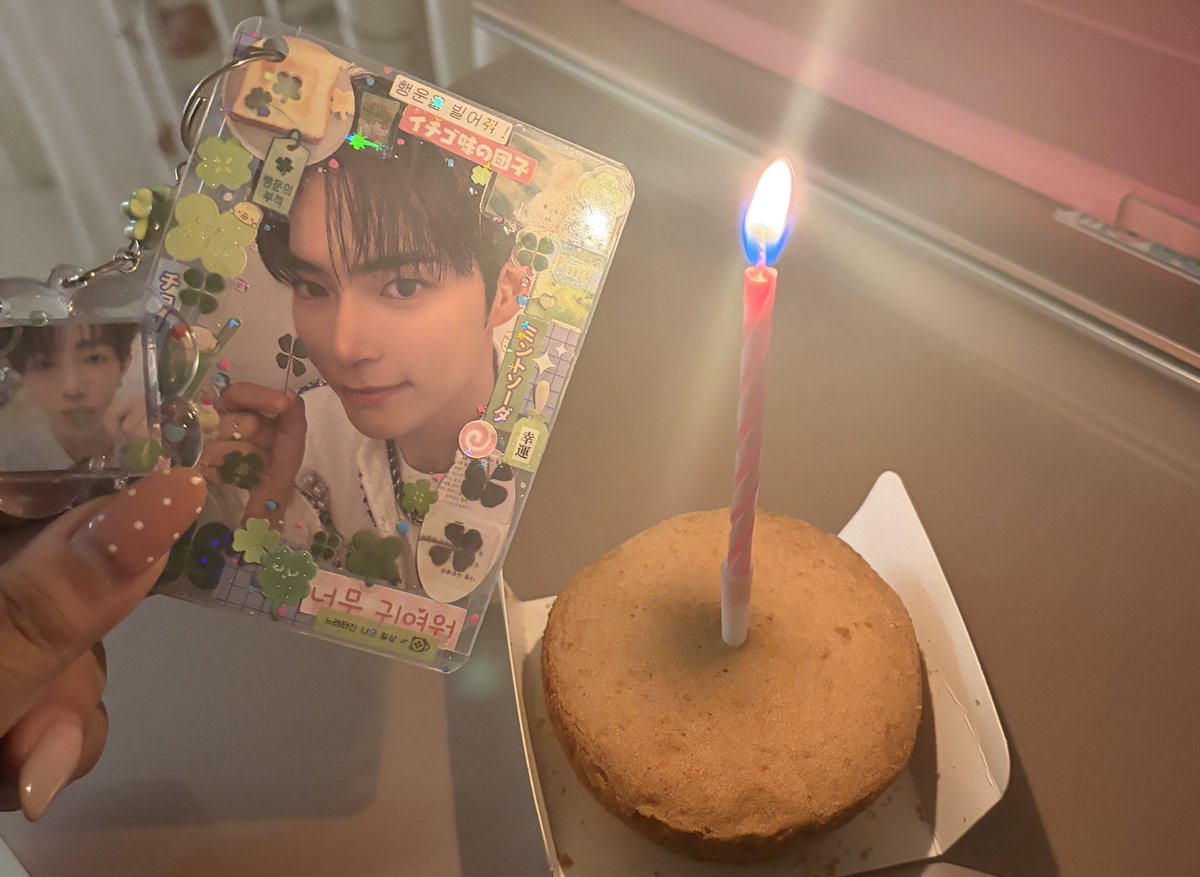 luna❄️ tweet media