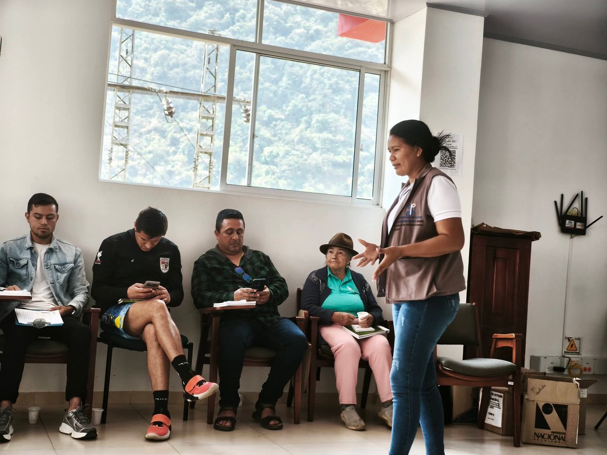 LASALINACAS's tweet photo. Foro Municipal “Somos Vida Construyendo Paz”, un espacio orientado por el Comité Permanente por la Defensa de los Derechos Humanos – Casanare, donde cada participante tuvo la oportunidad de compartir reflexiones, experiencias y aportes relacionados con la construcción de paz. https://t.co/S7QANjEAJ4